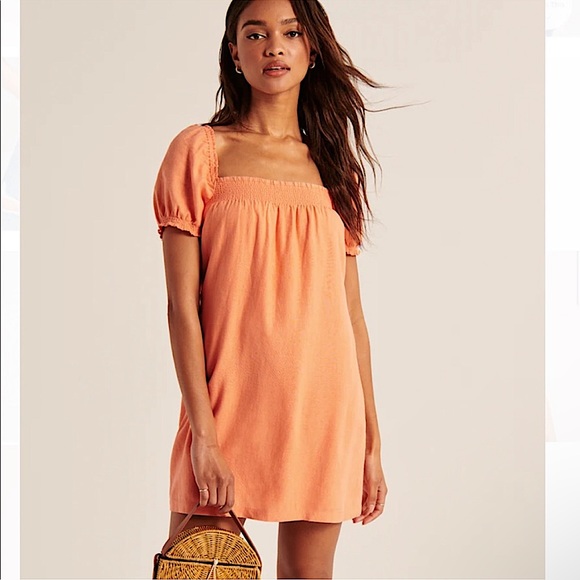 Abercrombie & Fitch Dresses & Skirts - Abercrombie & Fitch Square Neck Puff Sleeve Linen Blend Mini Dress